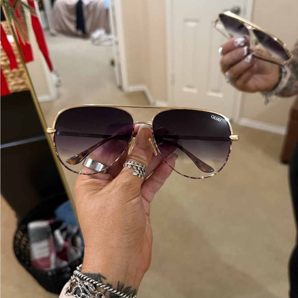 Quay Australia High Key Sunnies